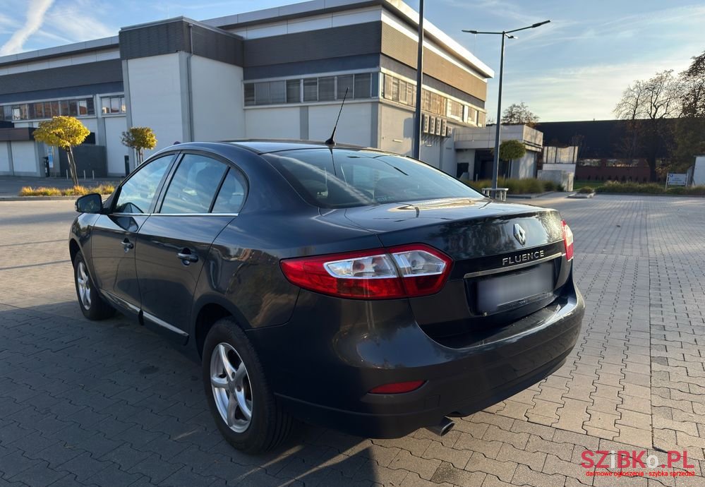 2011' Renault Fluence 1.6 16V Expression photo #2