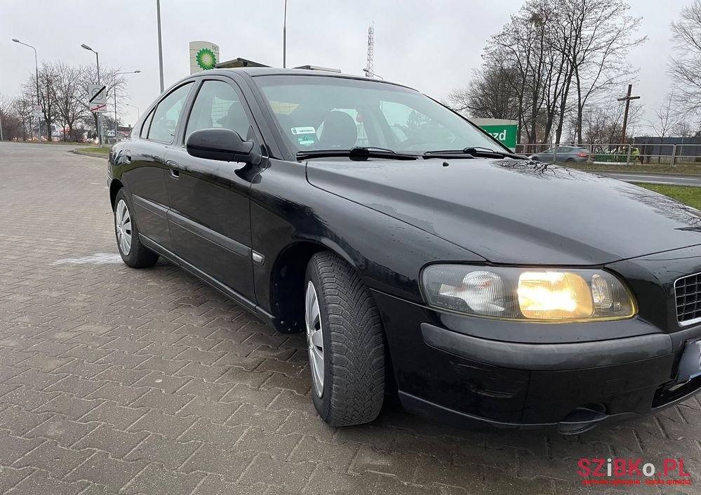 2001' Volvo S60 2.4 photo #2