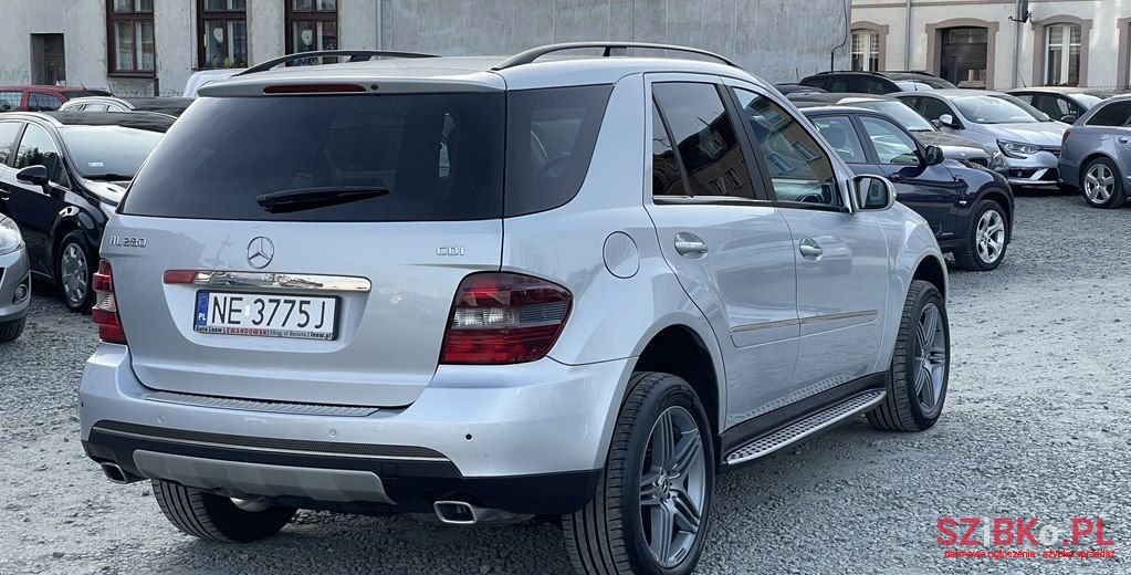 2006' Mercedes-Benz Ml photo #5