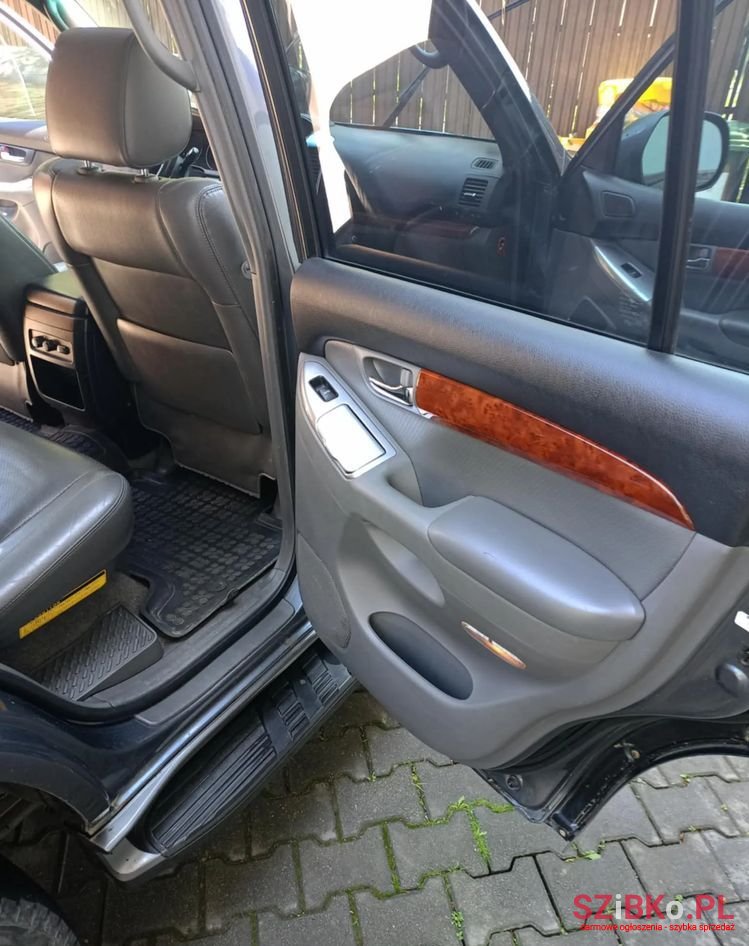 2007' Toyota Land Cruiser photo #5