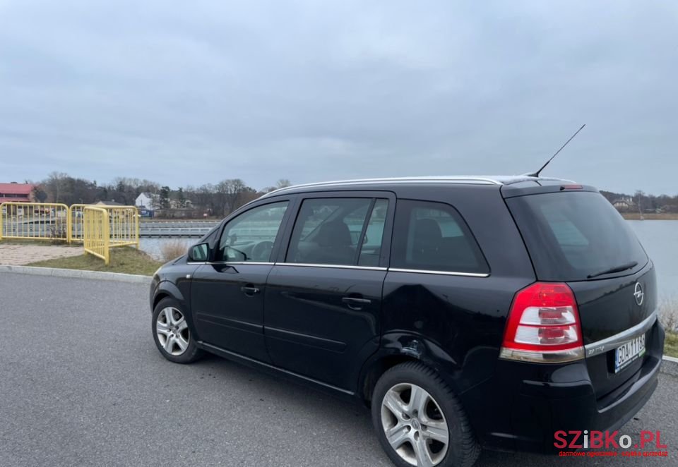 2009' Opel Zafira photo #6