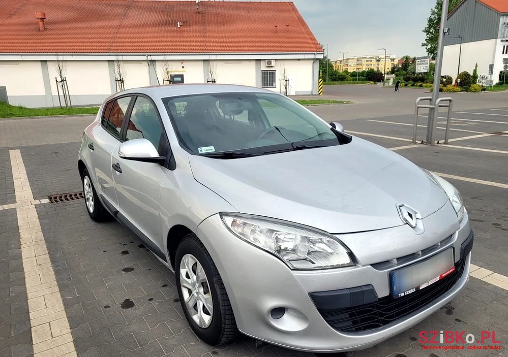2010' Renault Megane 1.5 Dci Authentique photo #3