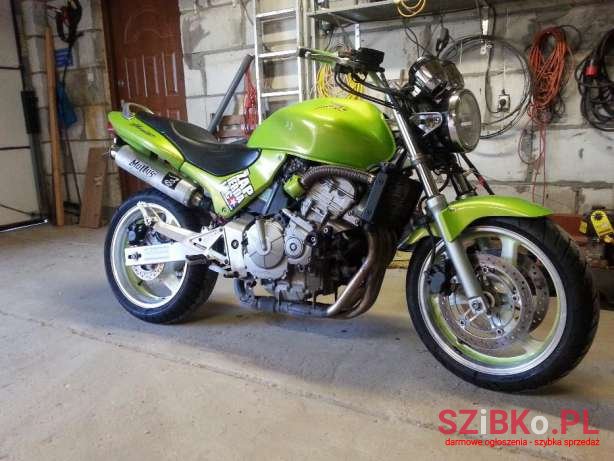 2000' Honda Hornet photo #2