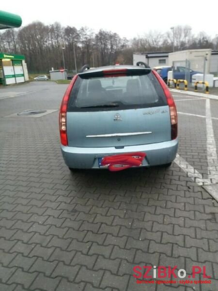 2009' Tata Indigo photo #4