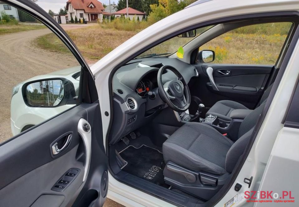 2010' Renault Koleos photo #6