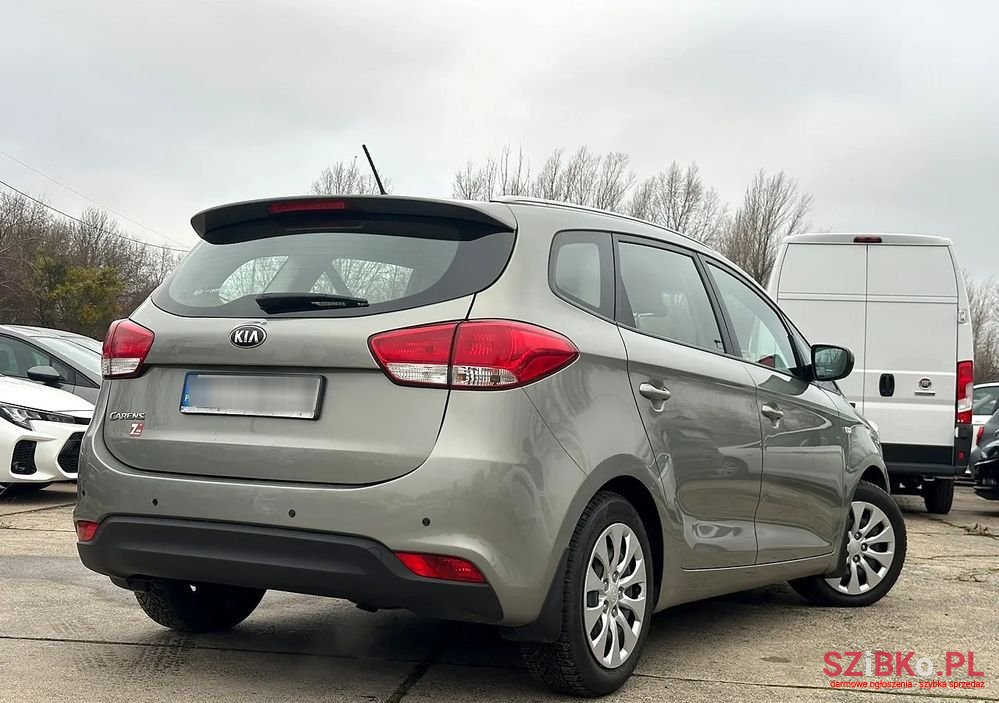 2013' Kia Carens 1.6 Gdi L photo #5