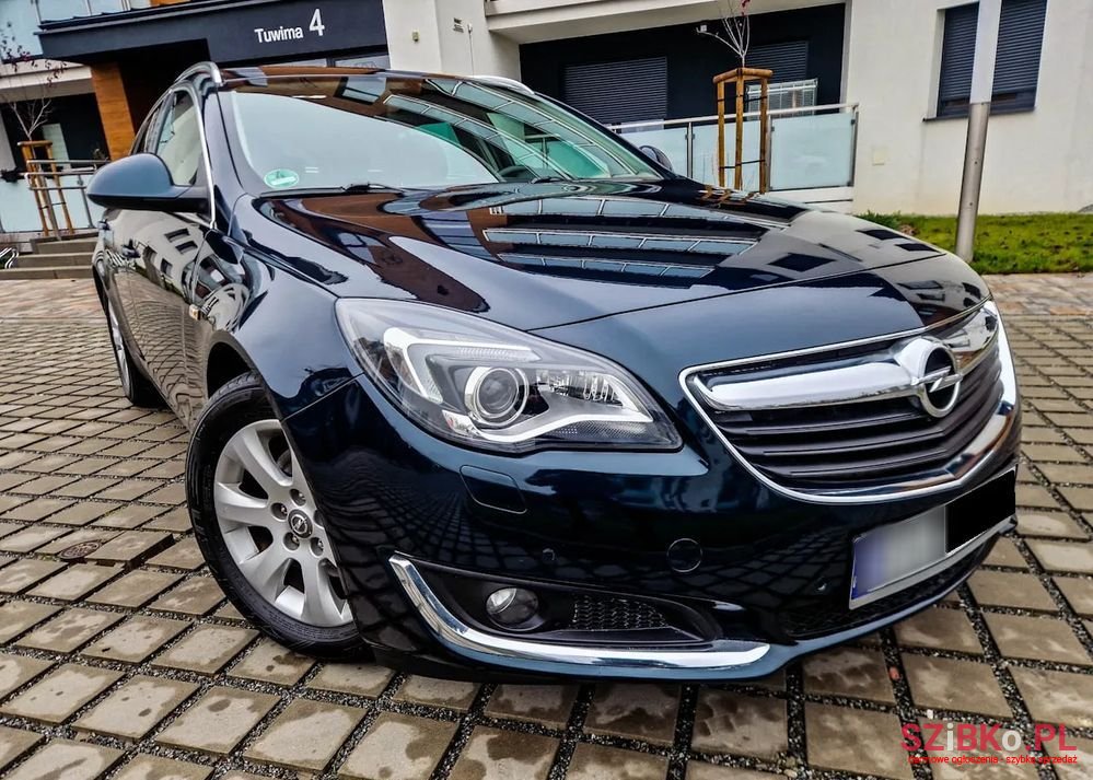 2015' Opel Insignia Sports Tourer photo #1