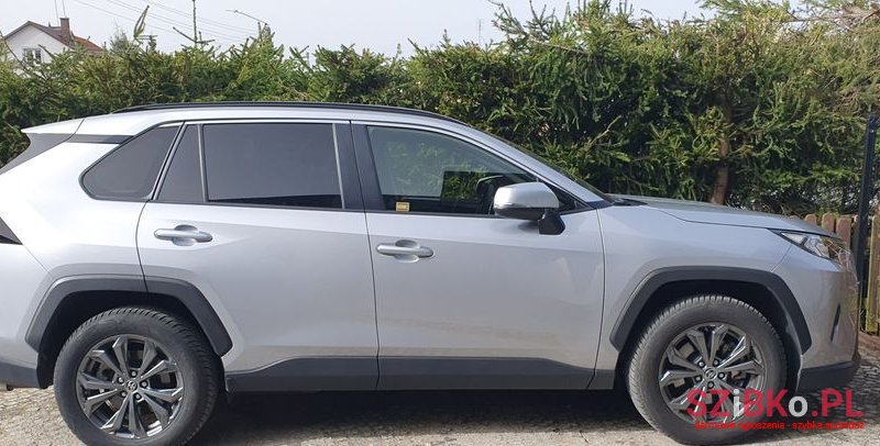 2022' Toyota RAV4 photo #2