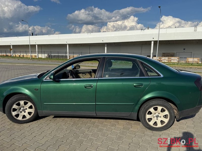 2002' Audi A4 2.0 Multitronic photo #4