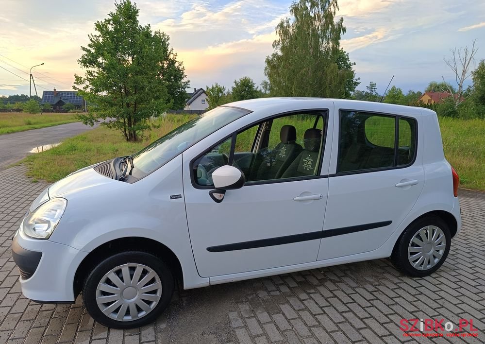 2012' Renault Modus photo #2