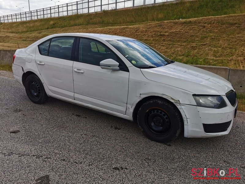 2014' Skoda Octavia photo #6