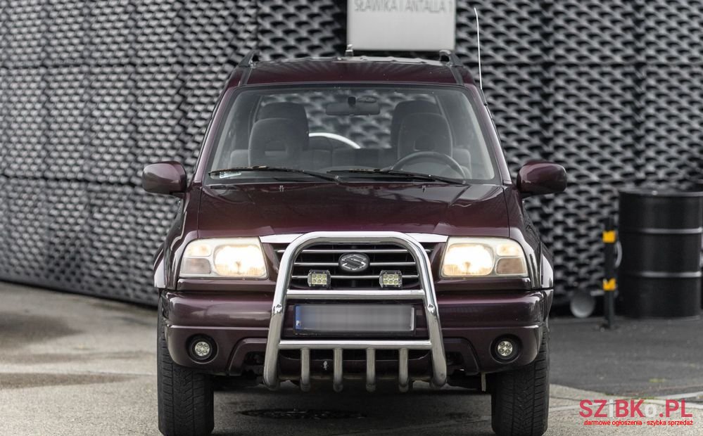 2003' Suzuki Grand Vitara photo #2