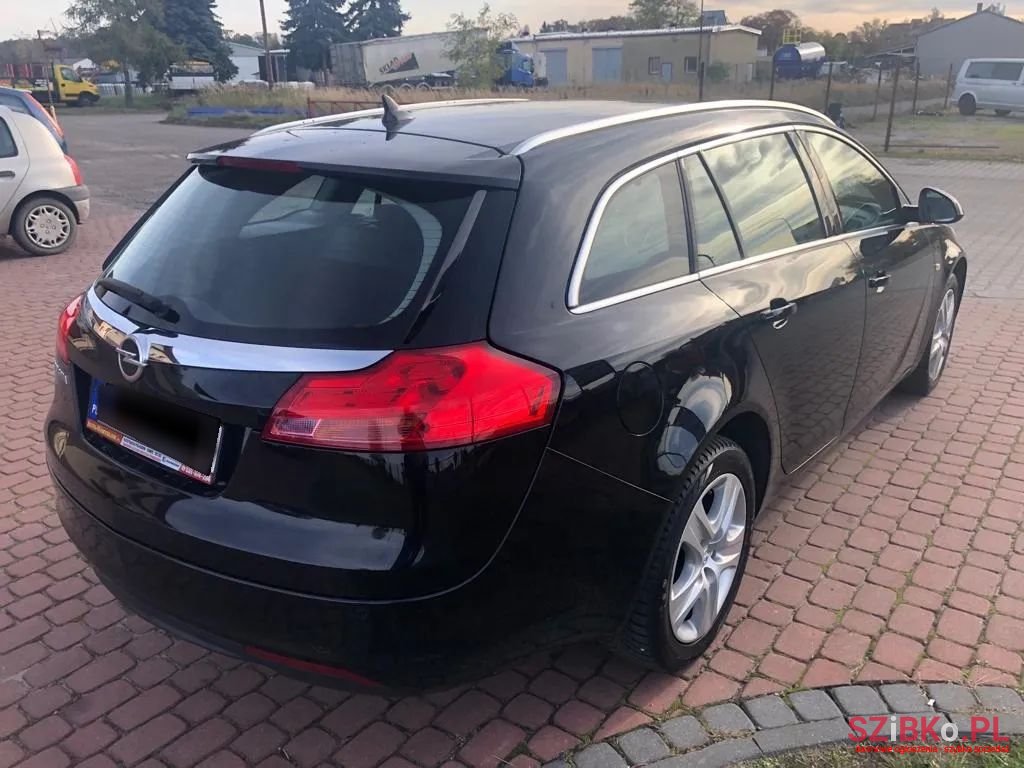 2009' Opel Insignia photo #4