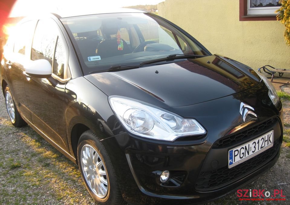 2012' Citroen C3 Attraction photo #1