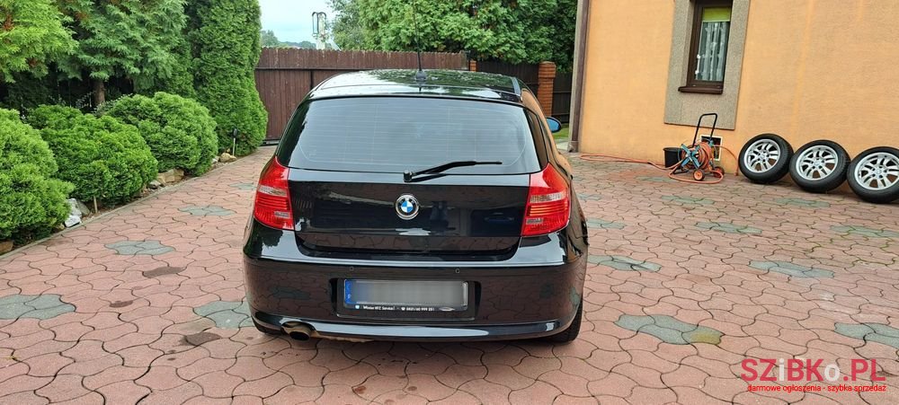 2008' BMW 1 Series photo #5