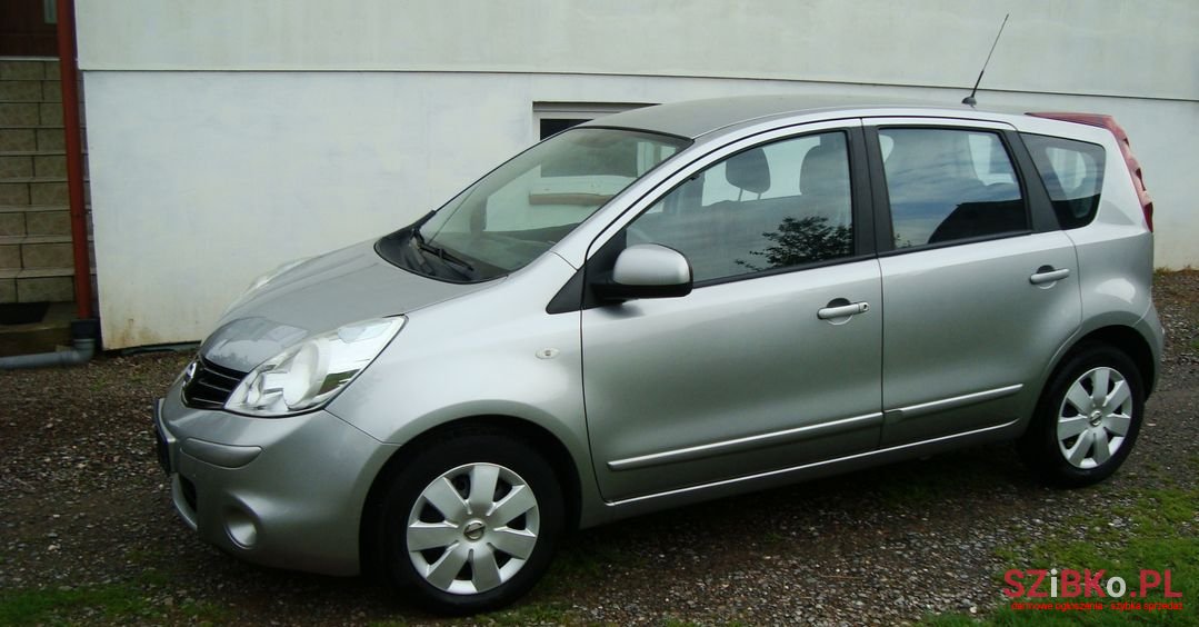 2010' Nissan Note photo #2