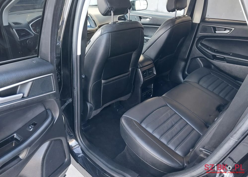 2017' Ford Edge photo #6