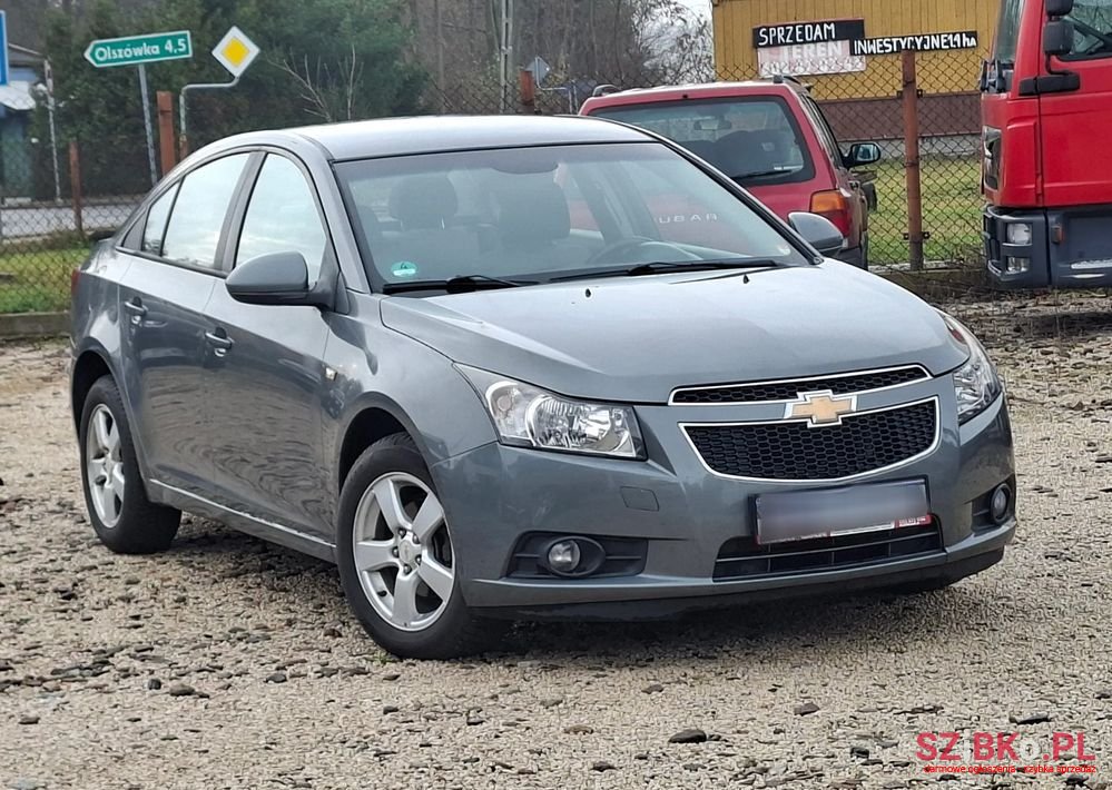 2011' Chevrolet Cruze 1.6 Ls photo #1