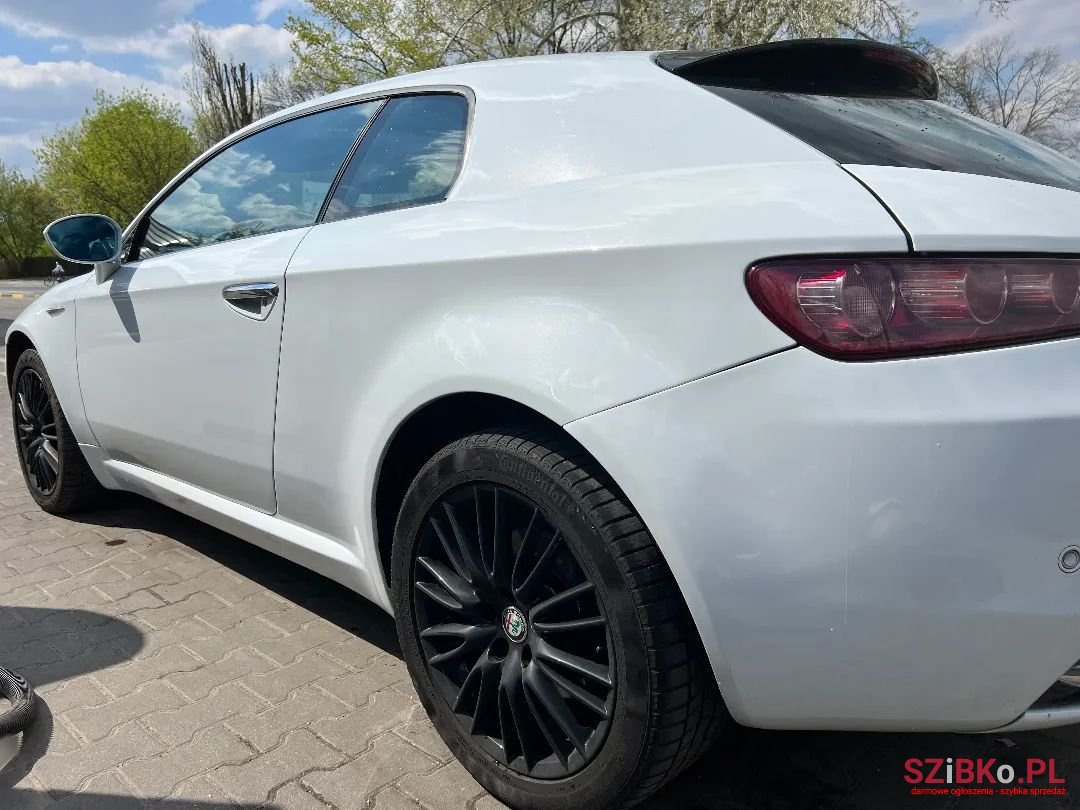 2008' Alfa Romeo Brera photo #6