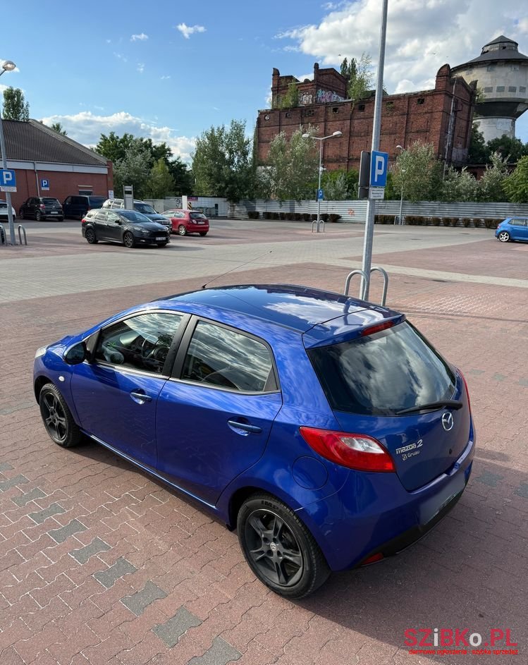 2008' Mazda 2 1.4 Cd Exclusive photo #4