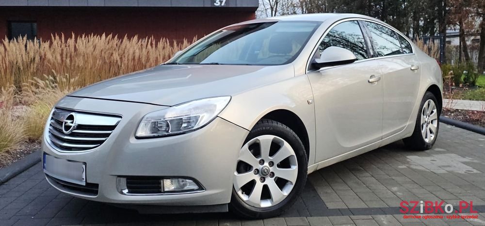 2009' Opel Insignia 1.8 Innovation photo #1