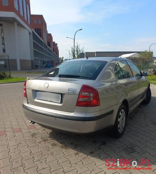 2006' Skoda Octavia photo #2