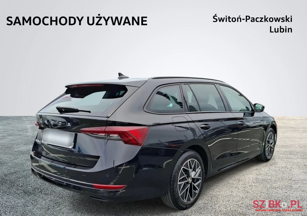 2022' Skoda Octavia Combi photo #5