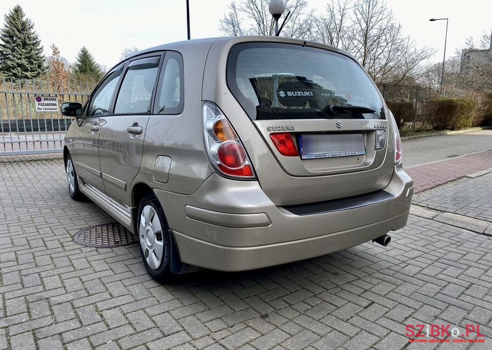 2004' Suzuki Liana 1.6 Comfort photo #5