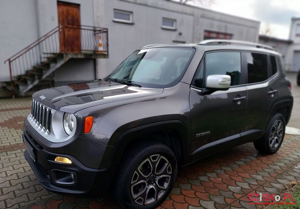 2016' Jeep Renegade photo #4