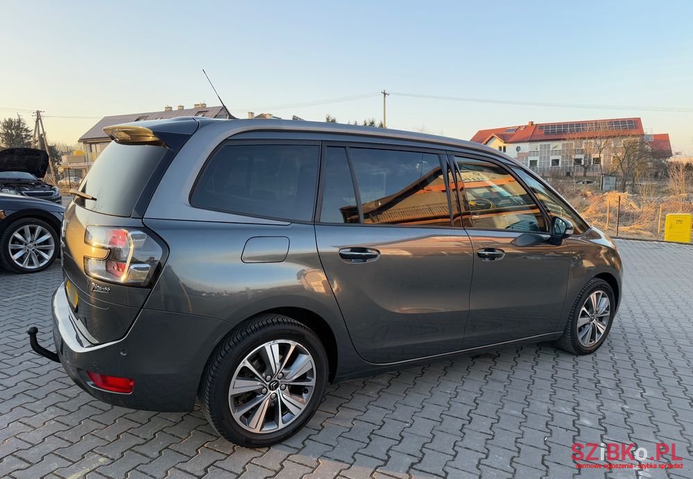 2014' Citroen C4 Grand Picasso photo #4