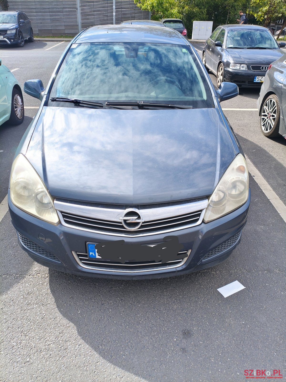2009' Opel Astra photo #2