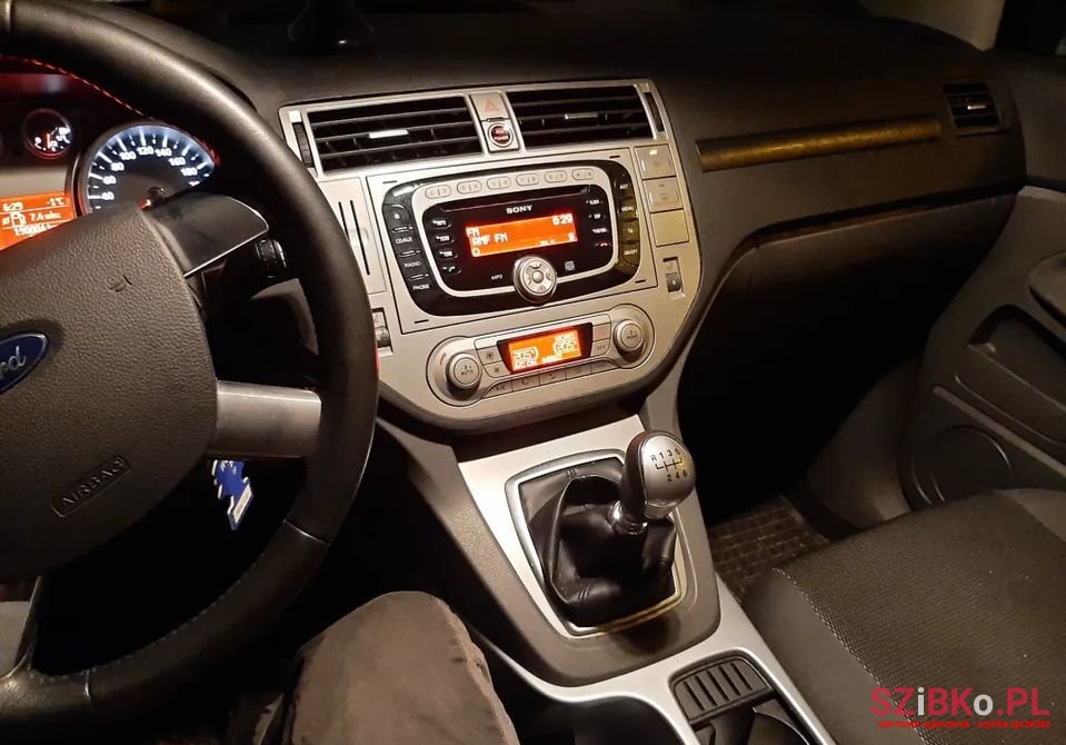 2012' Ford Kuga photo #1