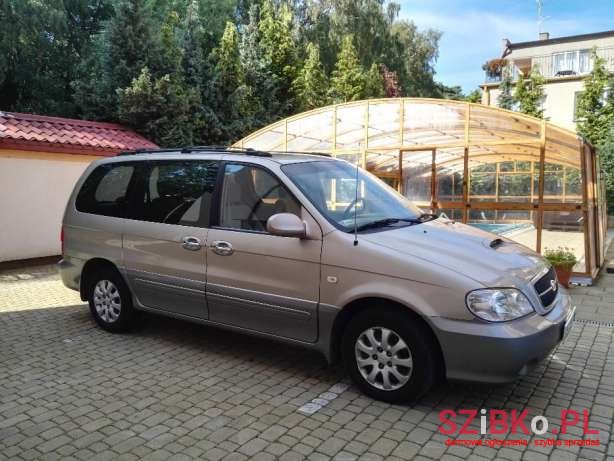 2006' Kia Carnival photo #1