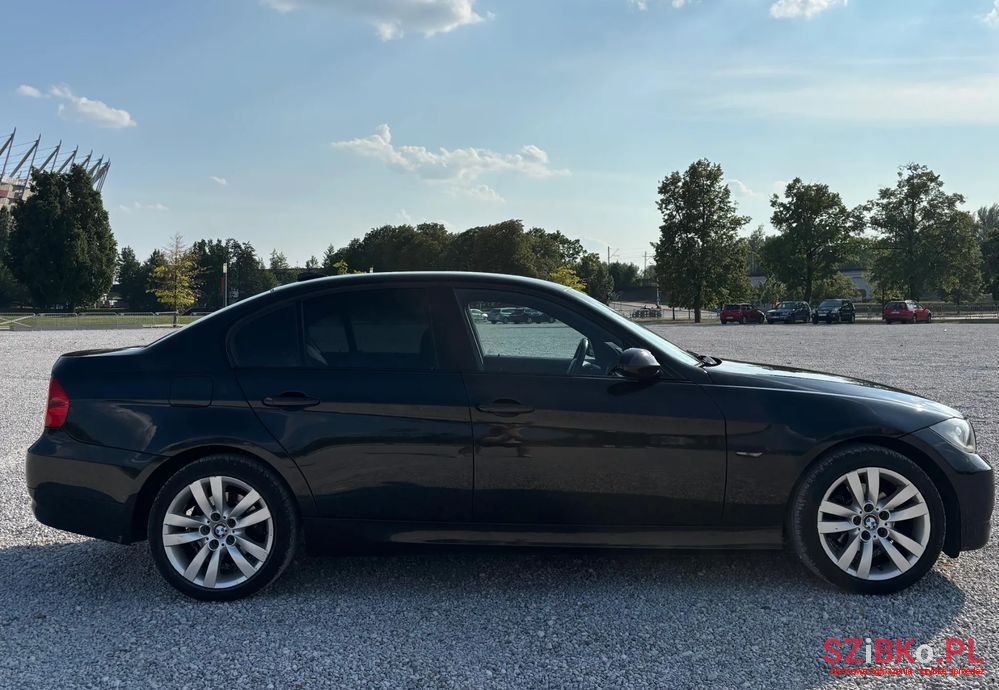 2006' BMW 3 Series 320I photo #5