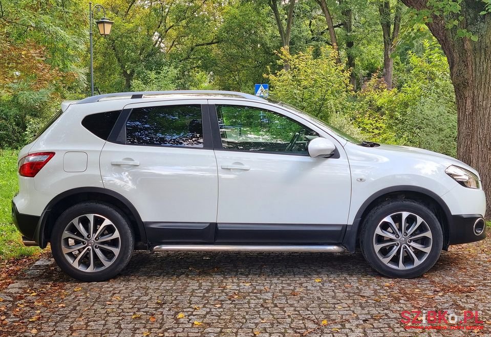 2010' Nissan Qashqai photo #1
