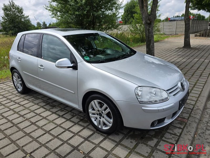 2006' Volkswagen Golf 1.6 Fsi Goal photo #1