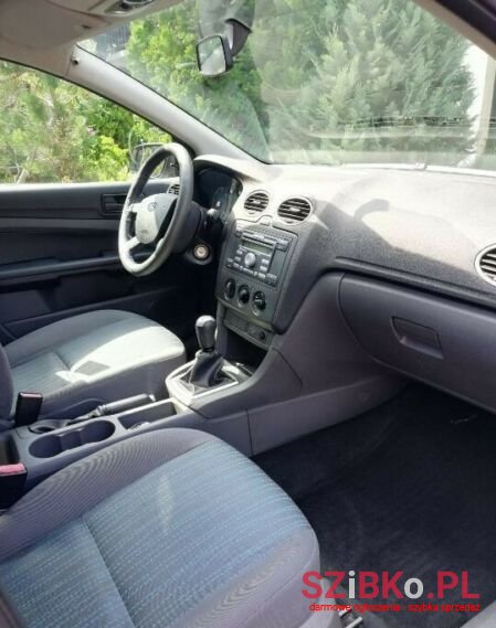 2006' Ford Focus photo #3