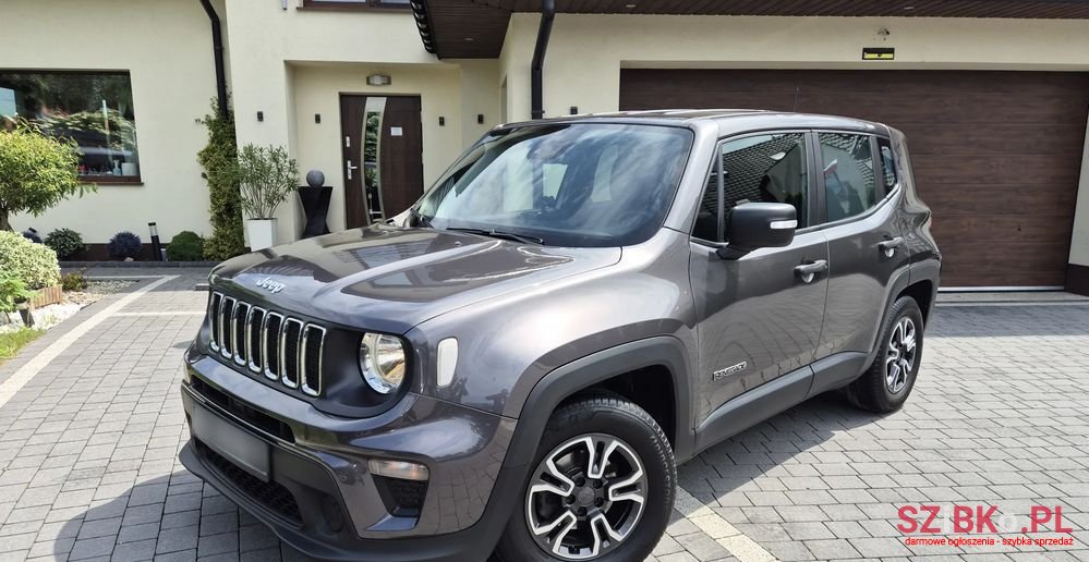 2019' Jeep Renegade photo #1