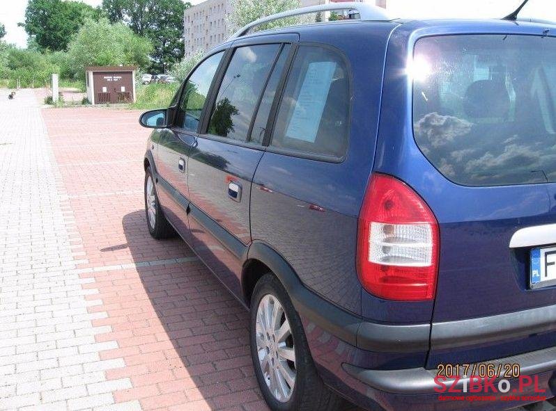 2003' Opel Zafira photo #2