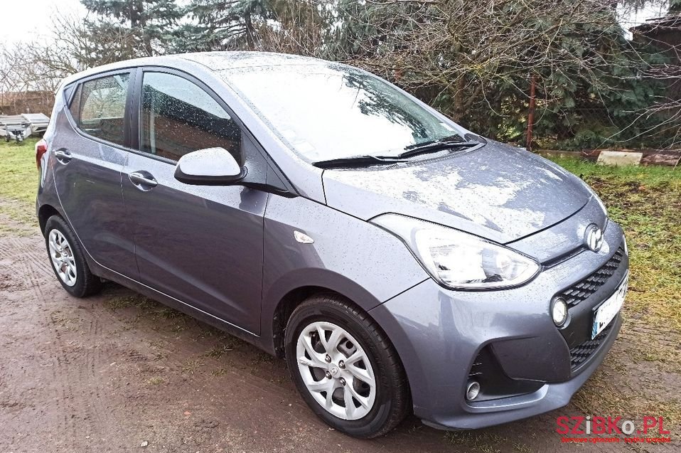 2017' Hyundai i10 photo #1