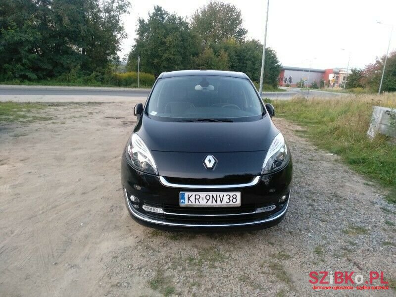 2012' Renault Scenic photo #3