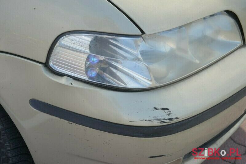 2005' Fiat Albea photo #4