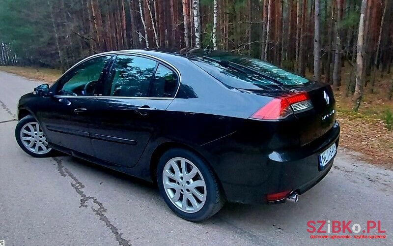 2010' Renault Laguna photo #3