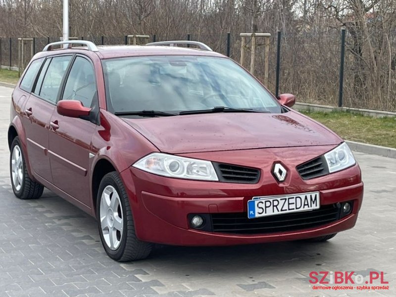 2007' Renault Megane photo #1