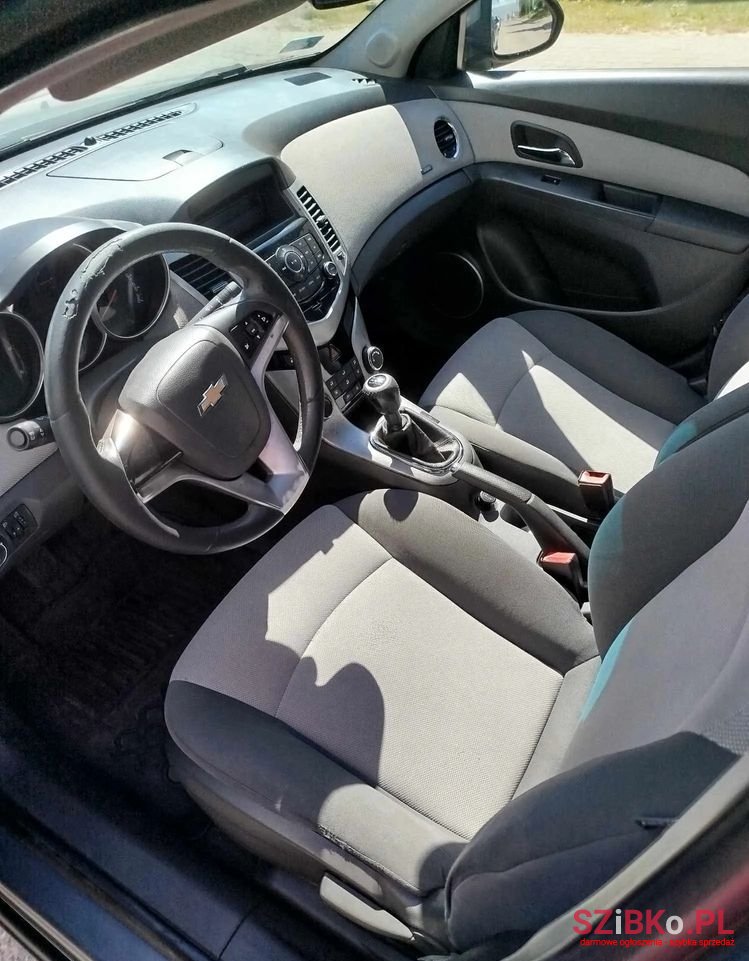 2009' Chevrolet Cruze 2.0 Vdci Ls photo #4