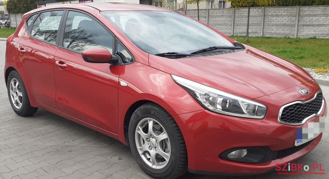 2012' Kia Ceed photo #1