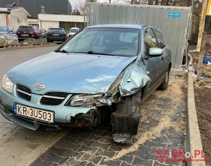 2000' Nissan Almera photo #1