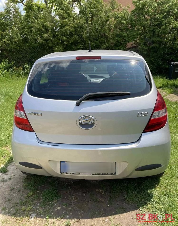 2011' Hyundai i20 photo #4