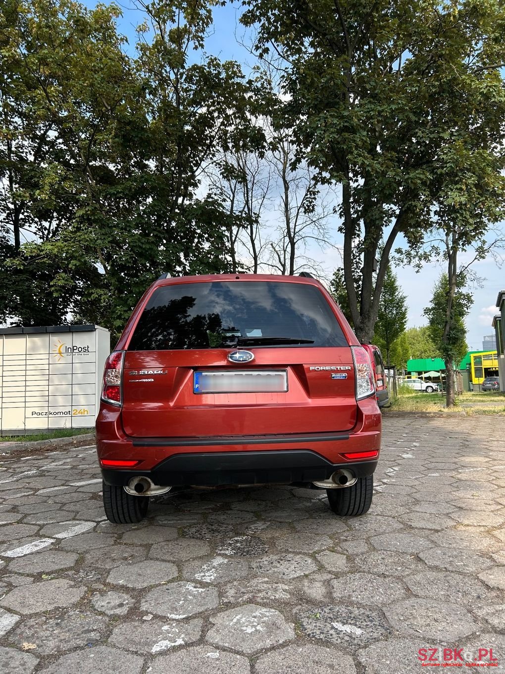 2011' Subaru Forester photo #2