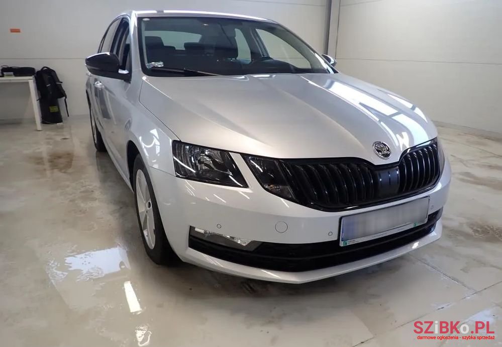 2019' Skoda Octavia photo #3